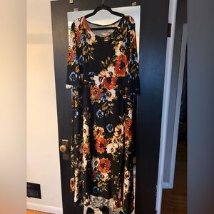 Floral Elegance Maxi Dress